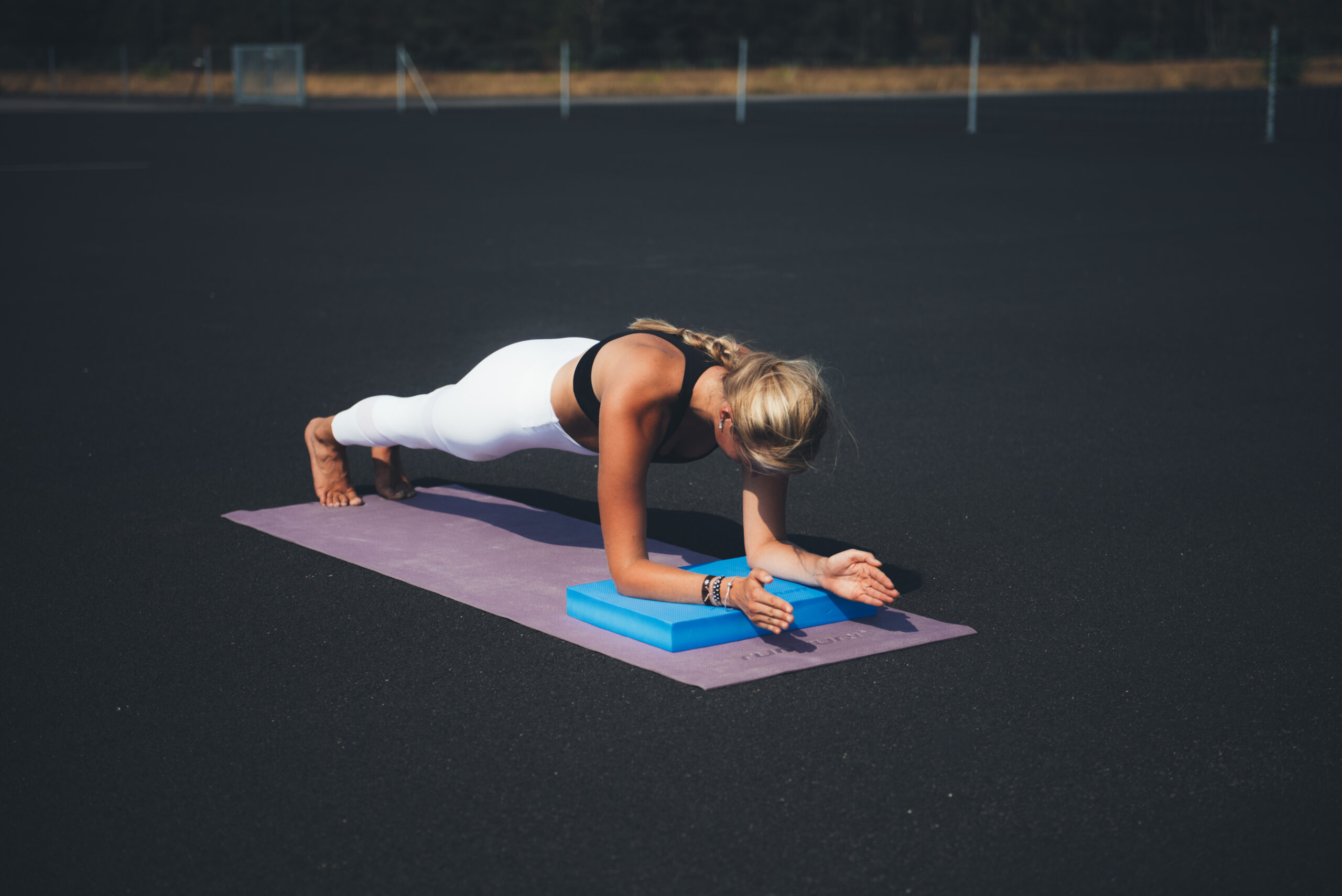 Tunturi Balancekissen - Yoga Balance Pad TPE 35,5 x 45,5 cm - Blau Tunturi Balancekissen - Yoga Balance Pad TPE 35,5 x 45,5 cm - Blau