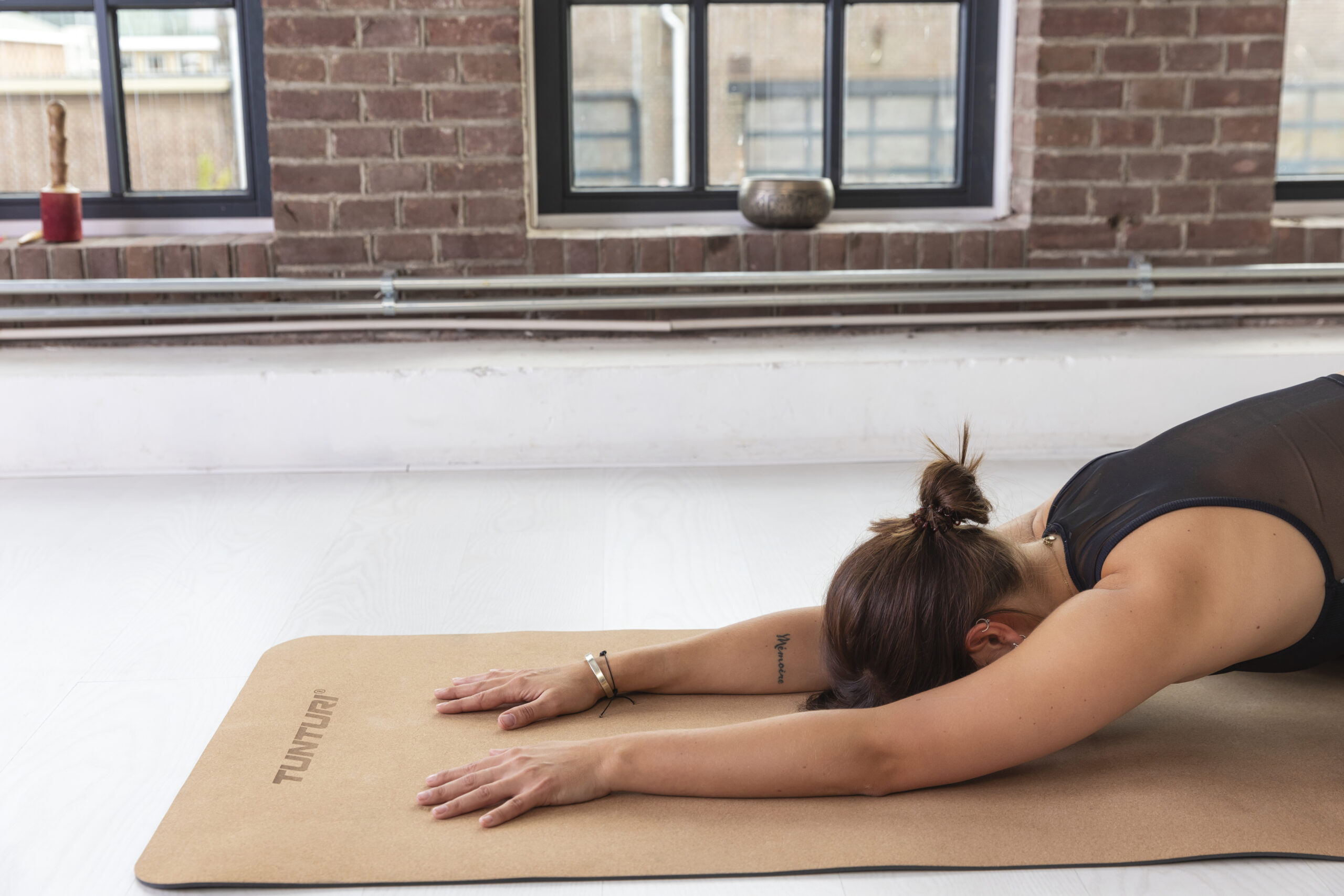 Tunturi Yoga-Matte - Kork-TPE-Yogamatte 183 cm - Anthrazit Tunturi Yoga-Matte - Kork-TPE-Yogamatte 183 cm - Anthrazit