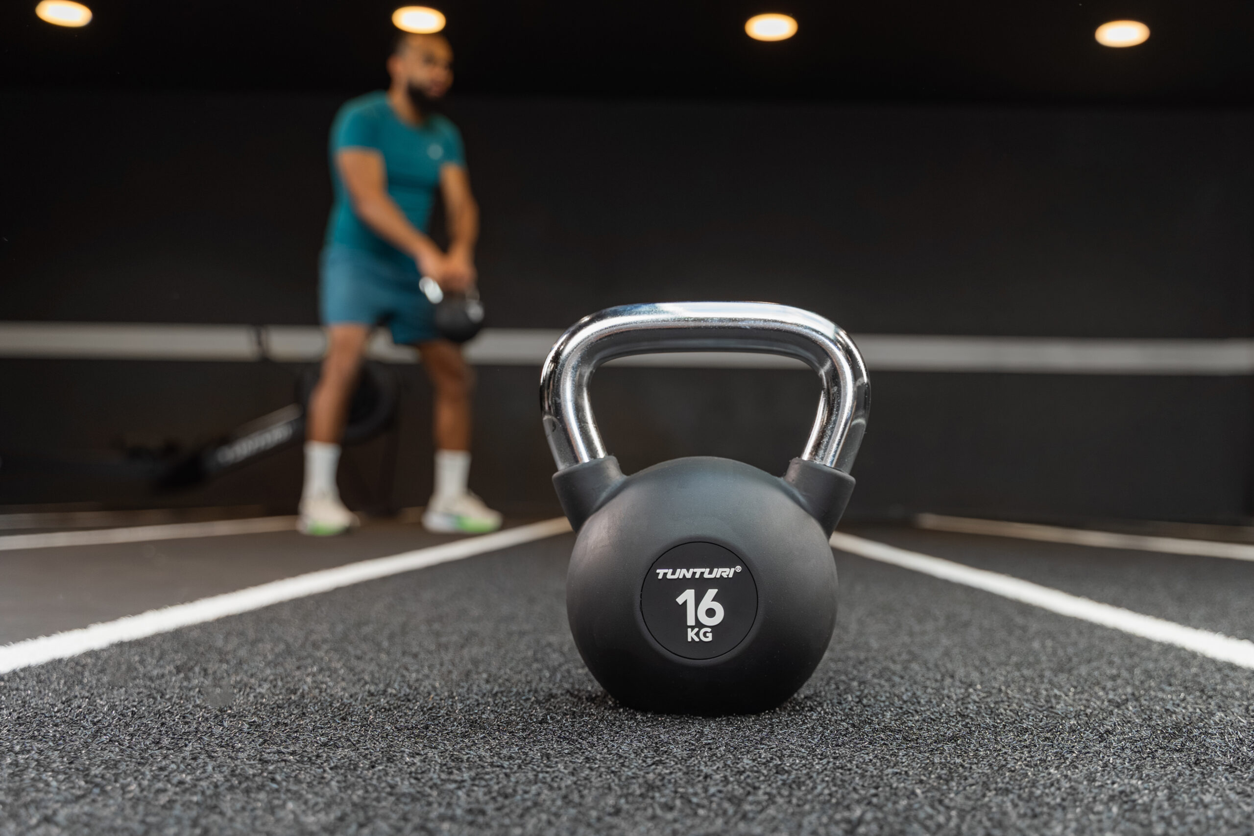 Tunturi Kettlebell - Platinum Rubber 6kg - Schwarz Tunturi Kettlebell - Platinum Rubber 6kg - Schwarz