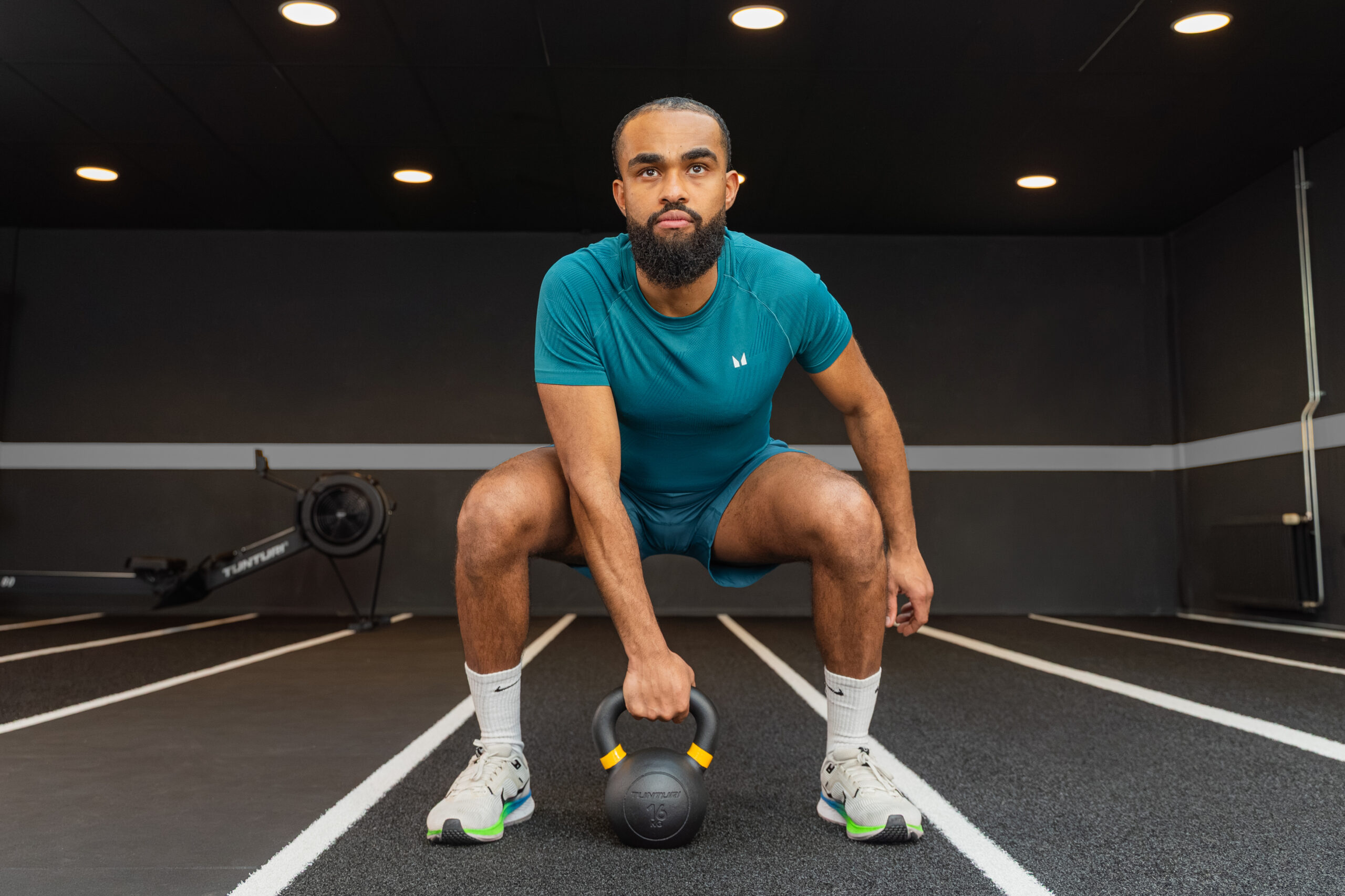 Tunturi Kettlebell - Platinum Gusseisen 20kg - Schwarz Tunturi Kettlebell - Platinum Gusseisen 20kg - Schwarz