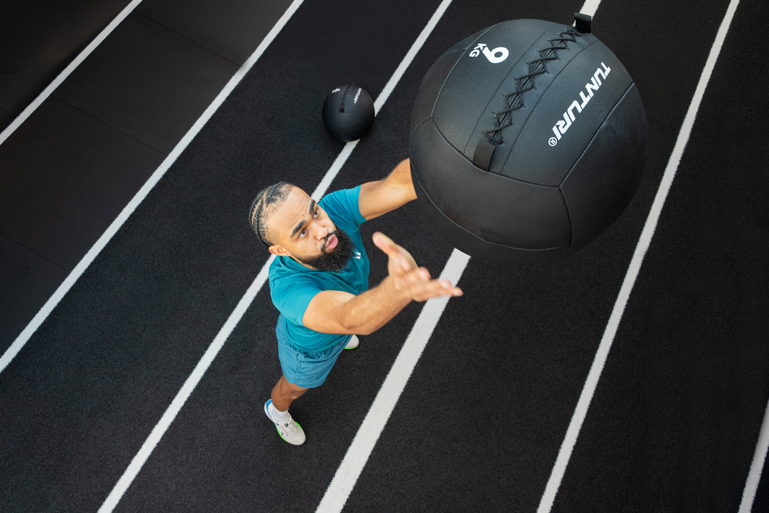 Tunturi Wall Ball - Platinum 12kg - Schwarz Tunturi Wall Ball - Platinum 12kg - Schwarz