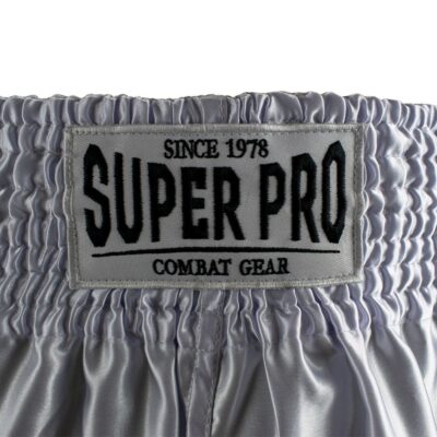 Super Pro Combat Gear Kickbox-Shorts - Thai- und Kickbox-Short Brave - Schwarz / Weiß Super Pro Combat Gear Kickbox-Shorts - Thai- und Kickbox-Short Brave - Schwarz / Weiß