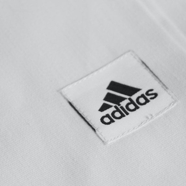 Adidas Judoanzug - J500 - Weiß (ADIJ500-W) Adidas Judoanzug - J500 - Weiß (ADIJ500-W)