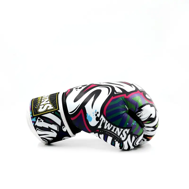 Twins Special Kickboxhandschuhe Graffiti (FBGVL 4 GRAFFITI) Twins Special Kickboxhandschuhe Graffiti (FBGVL 4 GRAFFITI)