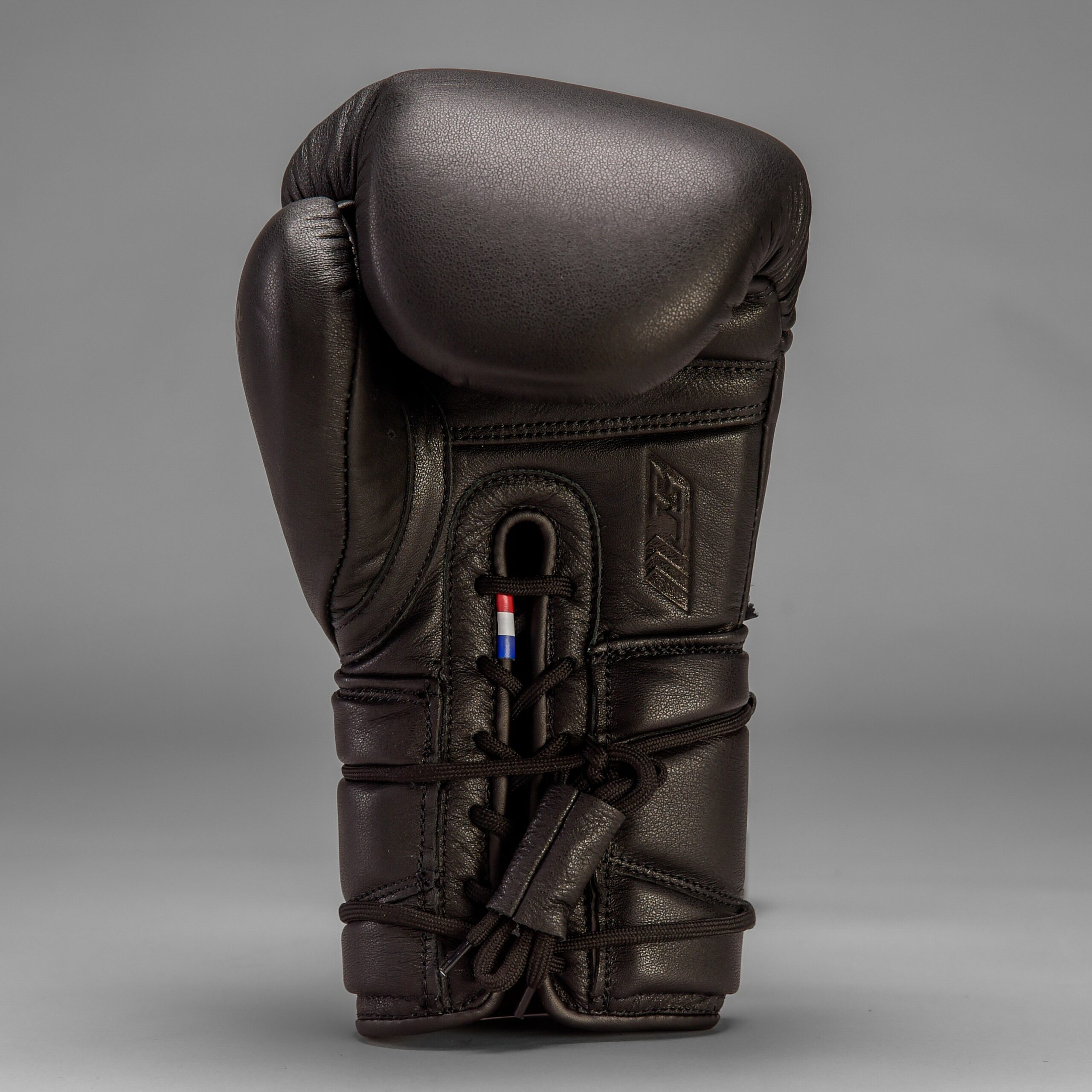 Joya Elite Performance Schnür-Boxhandschuhe Leder Schwarz Joya Elite Performance Schnür-Boxhandschuhe Leder Schwarz