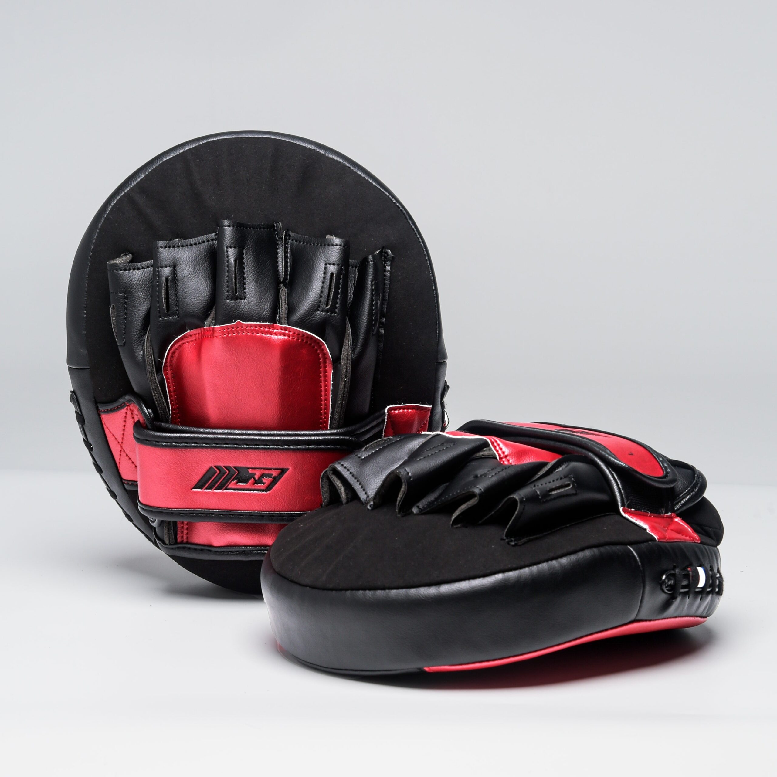 Joya Performance CM200 Pratzen Schwarz Rot Joya Performance CM200 Pratzen Schwarz Rot