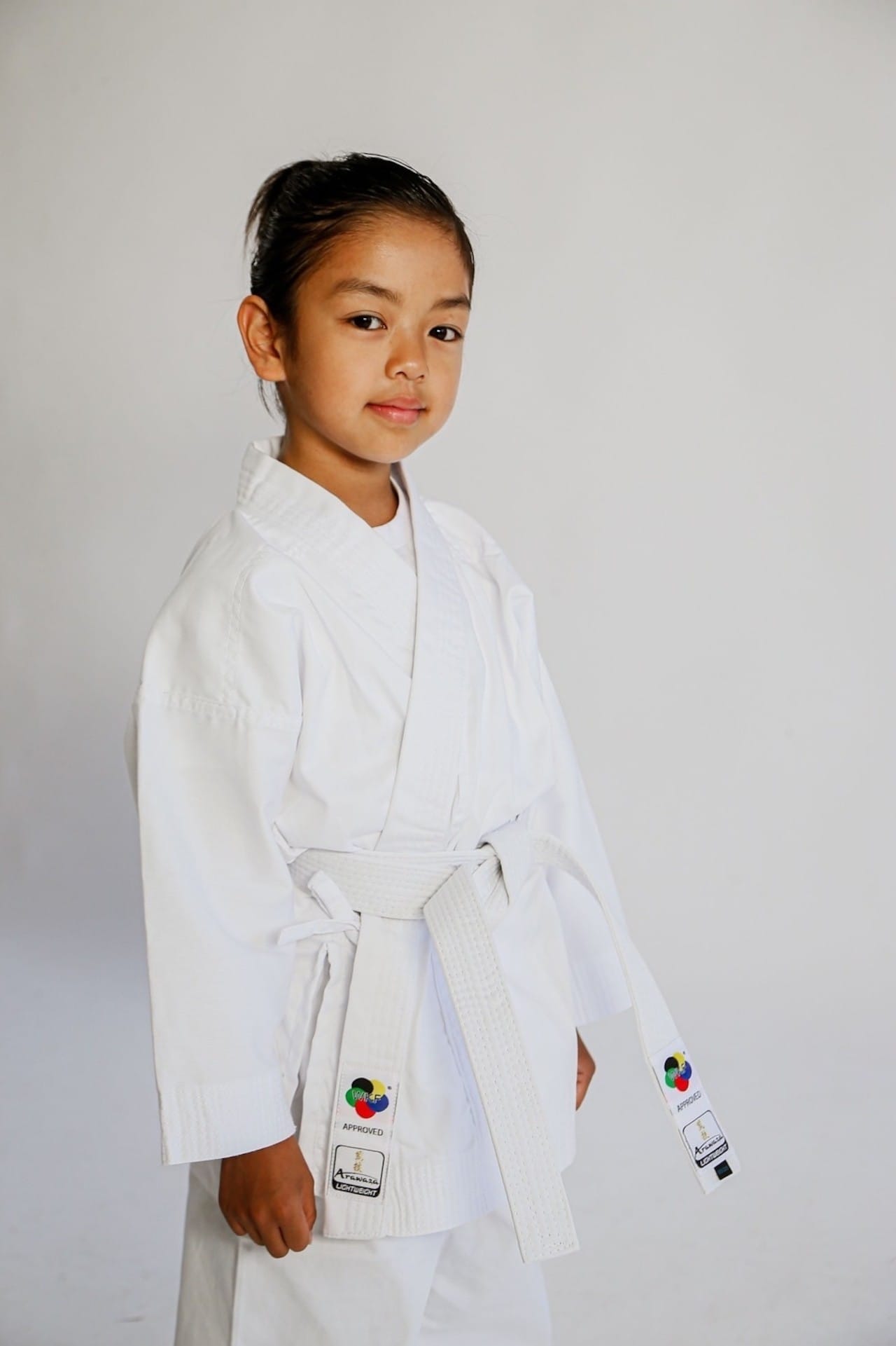 Arawaza Karateanzug - Lightweight Karateanzug SL für Anfänger WKF - Weiß (RKLWSLWKF) Arawaza Karateanzug - Lightweight Karateanzug SL für Anfänger WKF - Weiß (RKLWSLWKF)