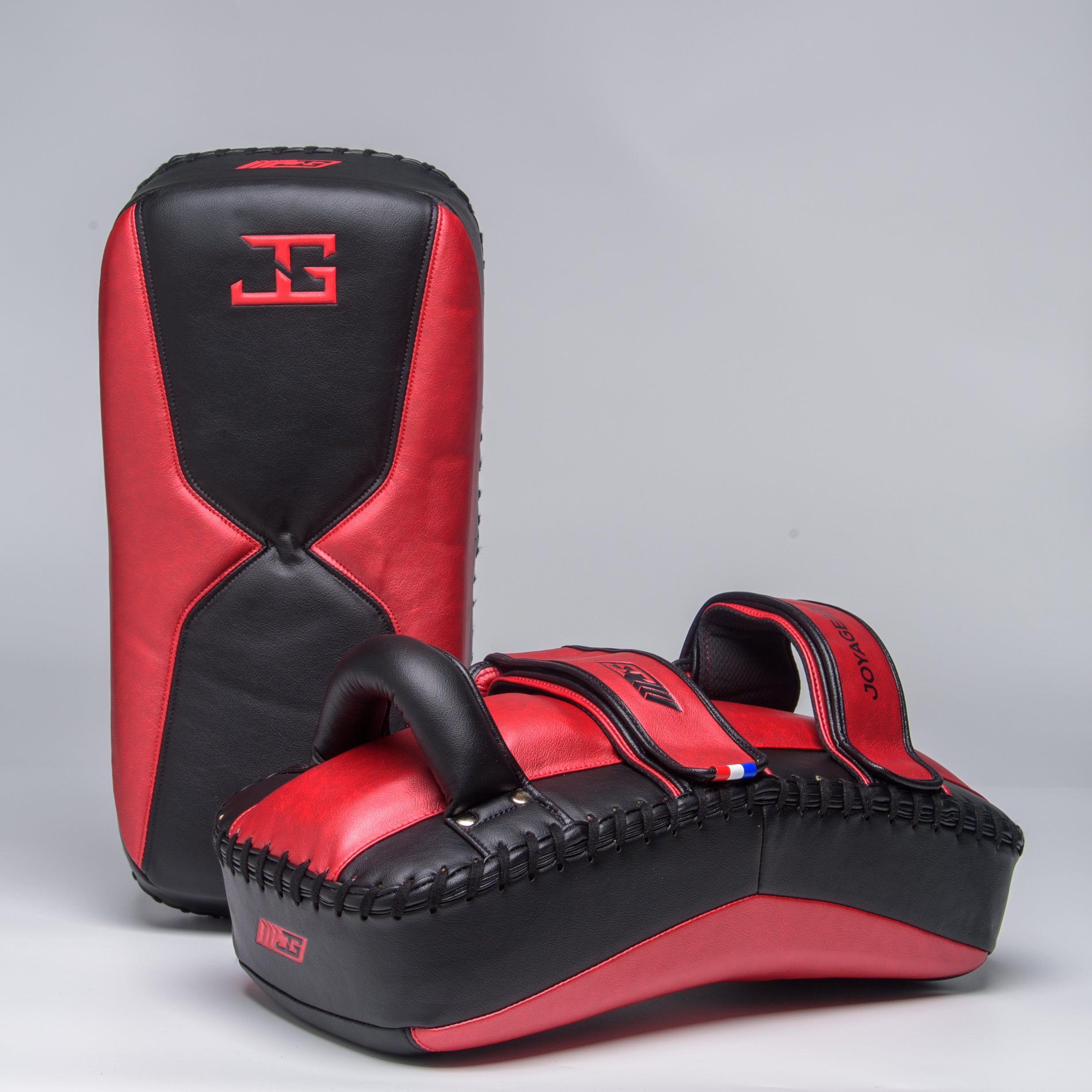 Joya Performance Thai Pads Schwarz Rot