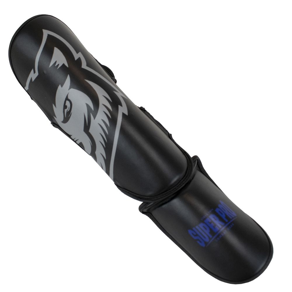 Super Pro Combat Gear Schienbein- und Spannschutz - Wolf - Blau / Grau / Schwarz Super Pro Combat Gear Schienbein- und Spannschutz - Wolf - Blau / Grau / Schwarz