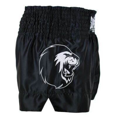 Super Pro Combat Gear Kickbox-Shorts - Thai- und Kickbox-Shorts Hero - Schwarz / Weiß Super Pro Combat Gear Kickbox-Shorts - Thai- und Kickbox-Shorts Hero - Schwarz / Weiß