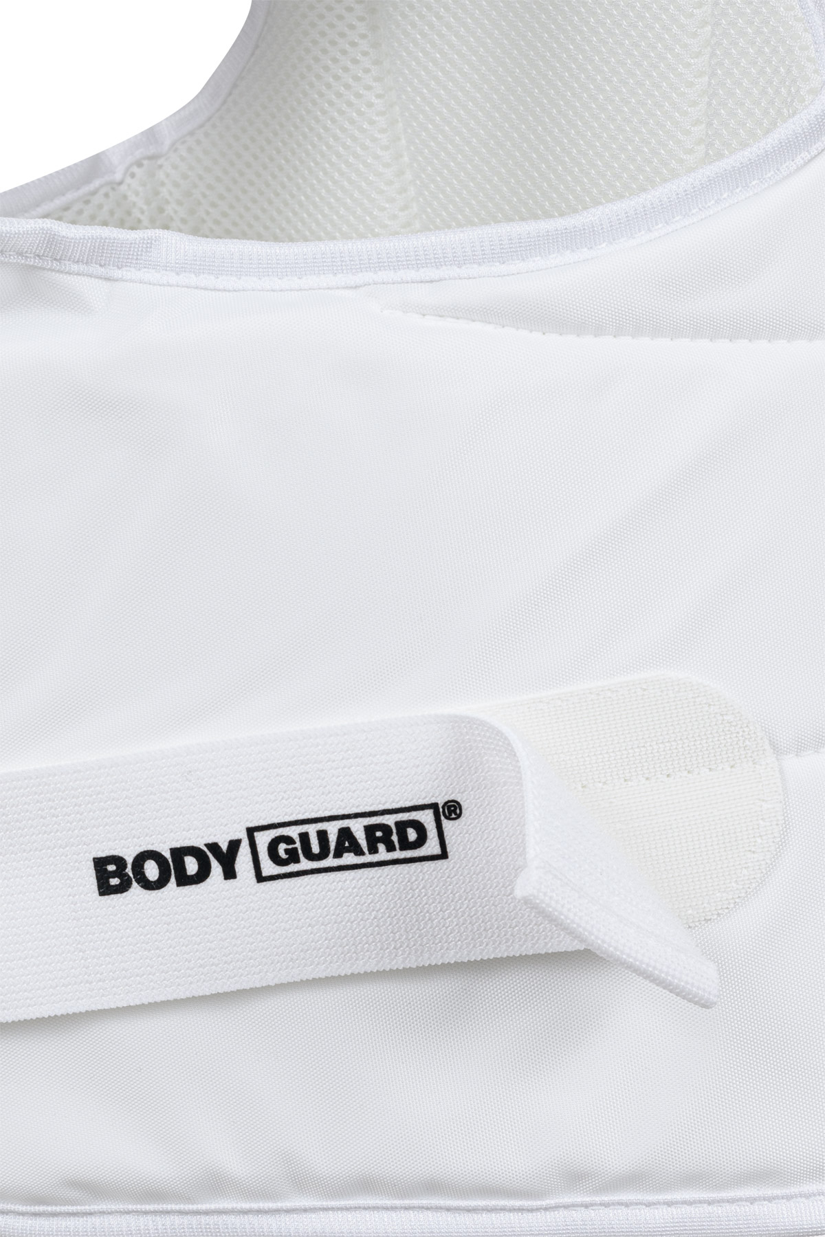 Hayashi Brustschutz - SAFE - Weiß Hayashi Brustschutz - SAFE - Weiß