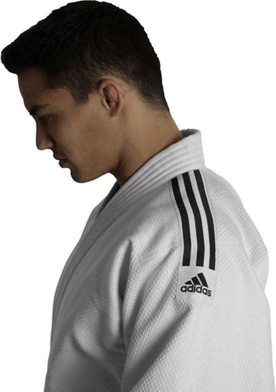 Adidas Judoanzug - J500 - Weiß (ADIJ500-W) Adidas Judoanzug - J500 - Weiß (ADIJ500-W)
